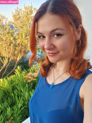 lovelyxdaisy - Can I rub you baby in my feet,