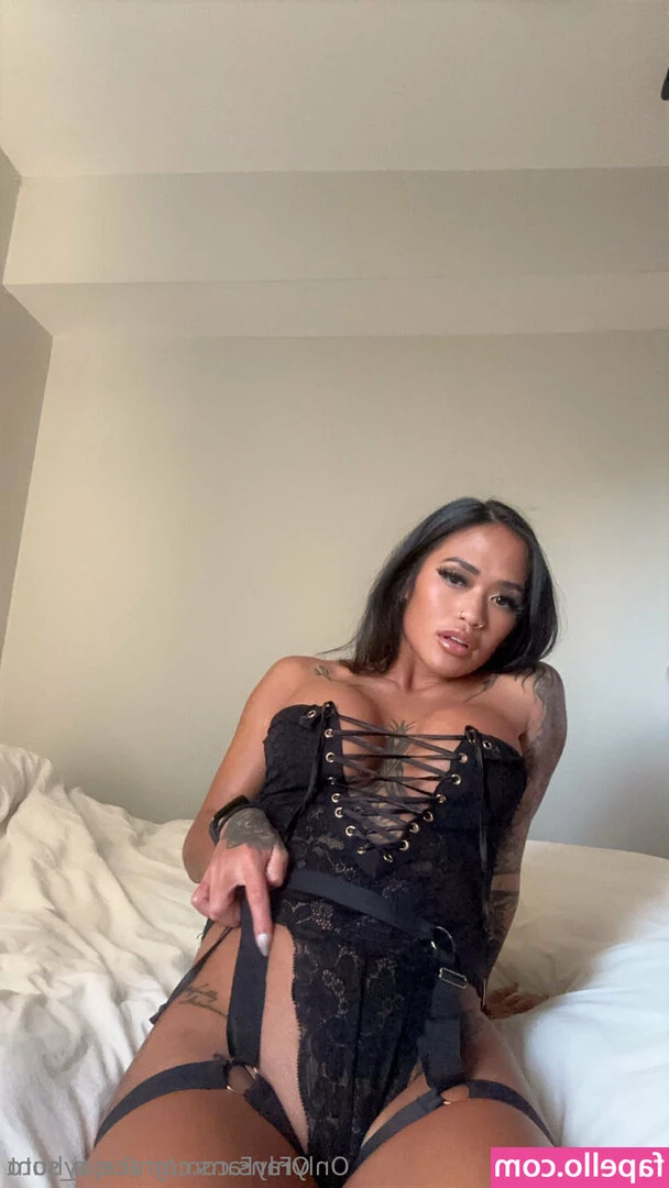 lucia_soto [ lucia-soto ] - Stretchy panties for Stretchy Atomics   Featured in this content  