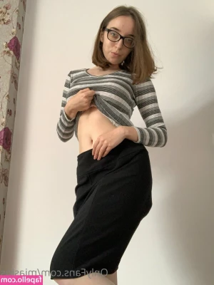 miasins - I hope this stopped you from scrolling 😈