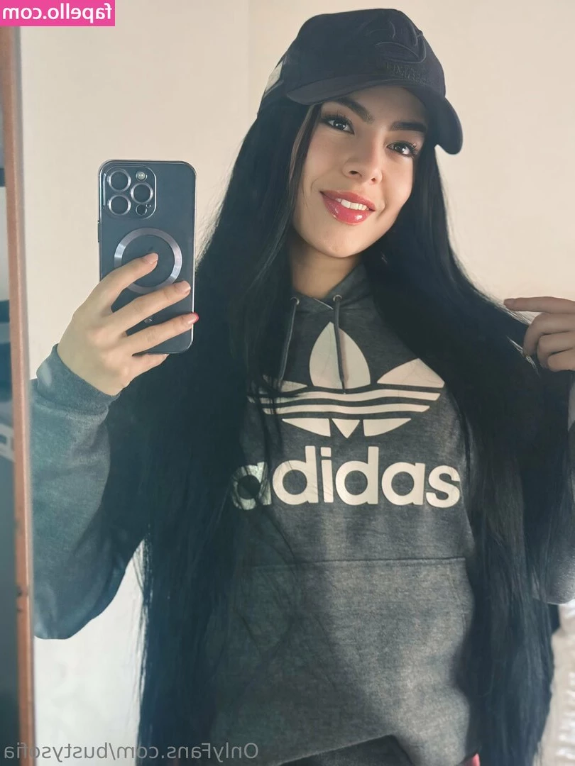 bustysofia - Watch me dangle my cock in front of your face  with this tight cock