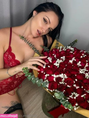 xxmillaa [ xxmillaa-1 ] - spread my cheeks on your cock babe