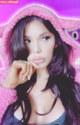 Blaire White [ blaire-white ] - I WANTED TO FUCK HER SO BAD I STARTED GIVING HER HEAD ON THE POOL