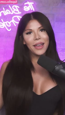 Blaire White [ blaire-white ] - For all of the LOVERS OF FEET I INVITE YOU to follow and join my foot