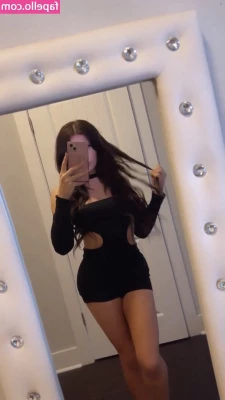 Blaire White [ blaire-white ] - I WANTED TO FUCK HER SO BAD I STARTED GIVING HER HEAD ON THE POOL part 1