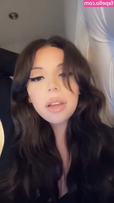 Blaire White [ blaire-white ] - Advent day 7 🌹