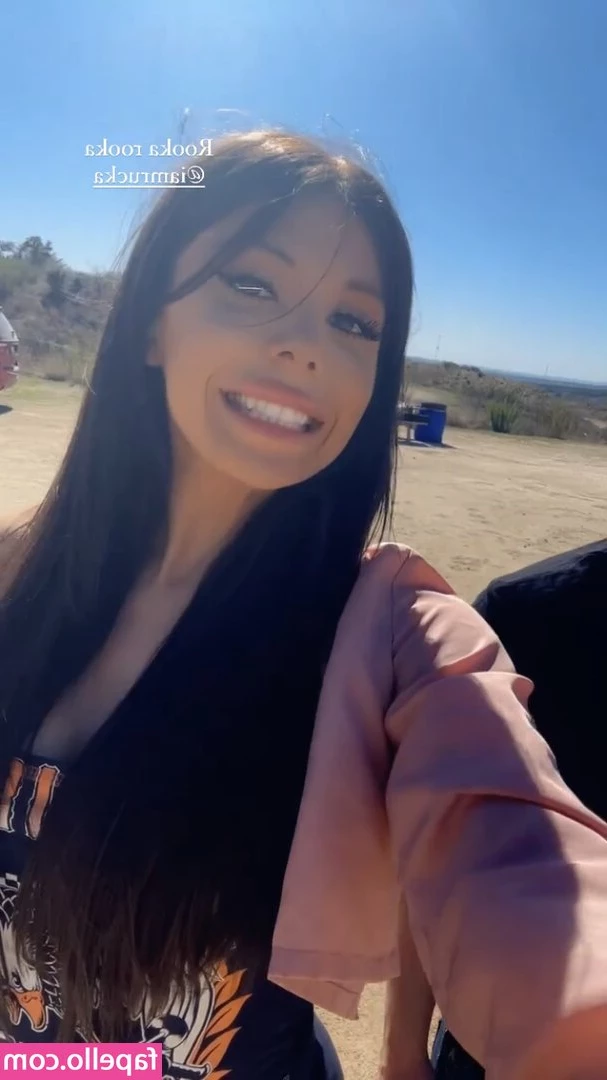 Blaire White [ blaire-white ] - Took yesterday off to spend time with My family. I Am returning