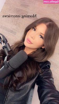 Blaire White [ blaire-white ] - Would u cum beat this bootyhole