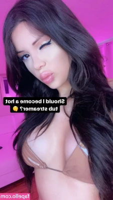 Blaire White [ blaire-white ] - COMPETITION TIME!  SPAM ME AND GET MY ATTENTION!  Starting Friday 8th