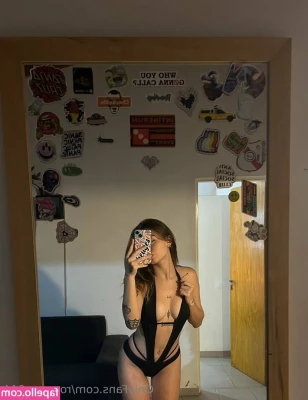 tigresse644 - Titties