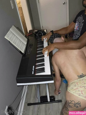 phatbootywhtbottom4bbdic - wifey material