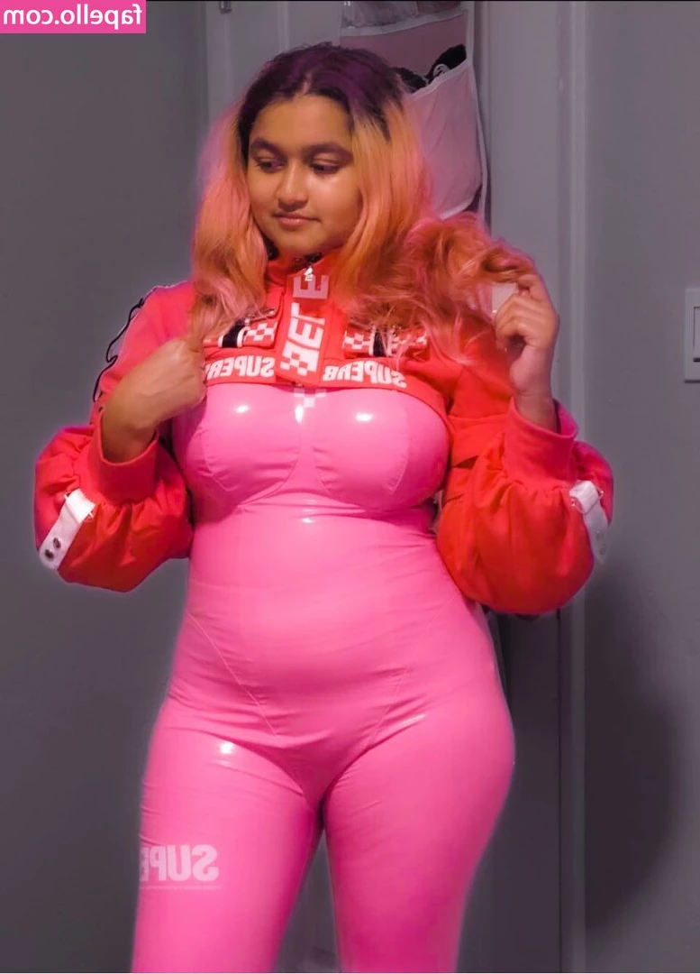 suuberrymxlk - Would you be able to maintain eye contact with me if we were having