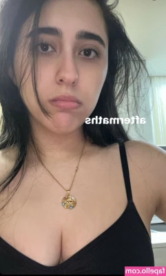 Jennmelon - Does this book make me look smart 🤓