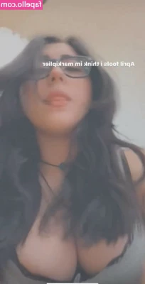Jennmelon - Elf Princess shows her appreciation to you for saving her    This