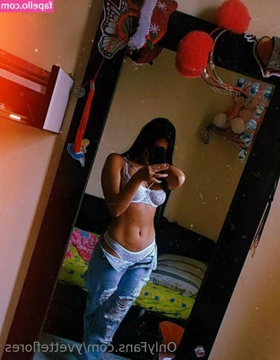 yvetteflores - I think it s time to grow my hair out  and go back to dark  hmmm