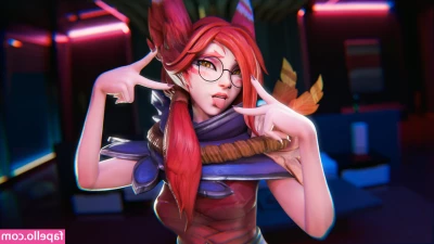 League of Legends [ league-of-legends ] - These are heavy, can you hold them for me?