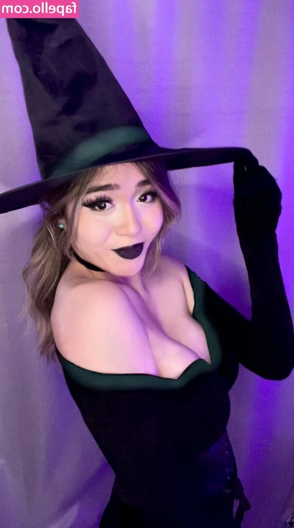 NitroJenny - Goth Clown Boobies Pics