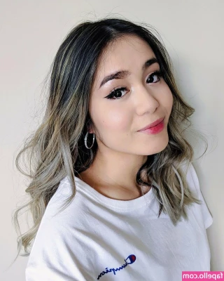 NitroJenny - Today has been annoying..but pussy heals all minor emotional wounds