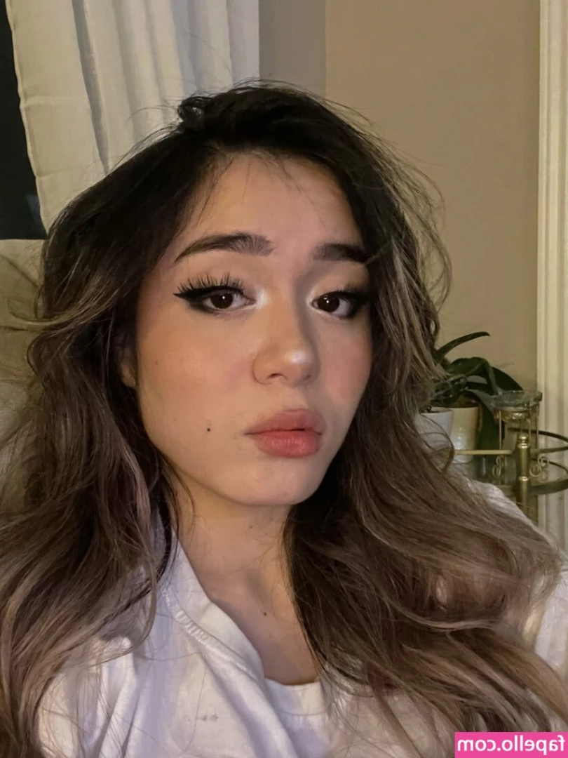 NitroJenny - We love to fuck hard on Christmas eve