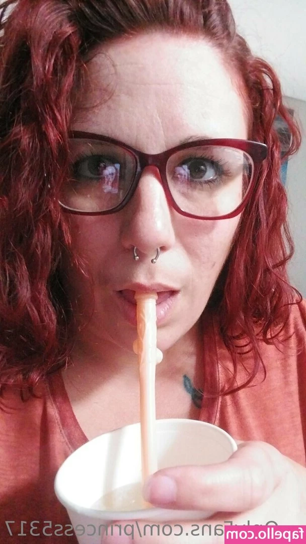 princess5317 - I have slave slots available. DM now to apply. 😈