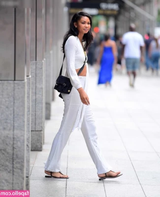 Chanel Iman [ chanel-iman ] - Happy Friday! 💕