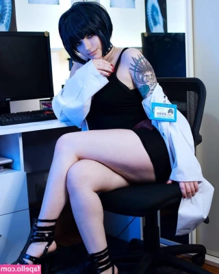 Zalaria Cosplay [ zalaria-cosplay ] - Can I get on my knees for you