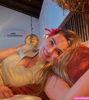 Rachel Sherazade [ rachel-sherazade ] - Rate my arch