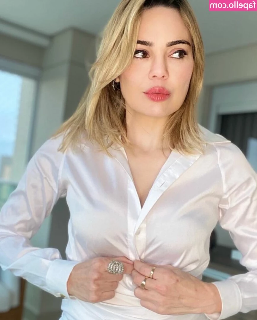 Rachel Sherazade [ rachel-sherazade ] - Last day of the weekend let s enjoy it