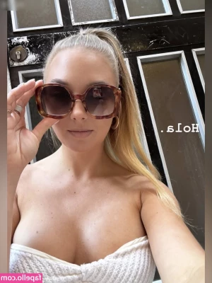 jmar_.k [ jmar-k ] - this video is a bit blurried  but look at how wet i was