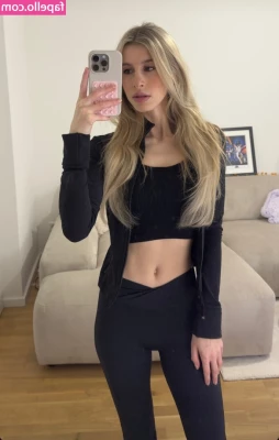 quitelola - If yall want double titty pictures featuring Allip18 message me