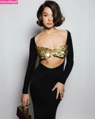 Hailee Steinfeld [ hailee-steinfeld-1 ] - ¿Porque no vienes a jugar conmigo esta noche 🌑 🔥?