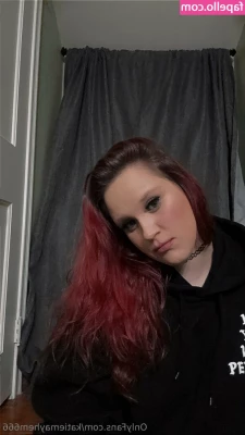 katiemayhem666 - Reposting cuz I this version better