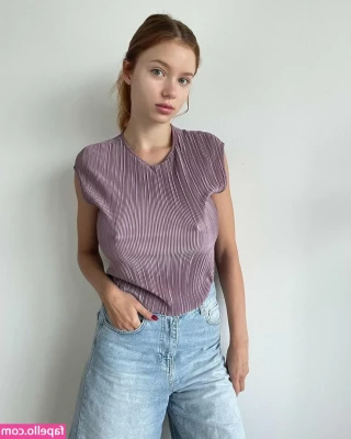 alissiababe - picture of my new pink nails  enjoy puppeguri94