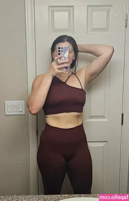 curvyjasssy - Loads of close ups of me sliding my glass dildo deep into my juicey