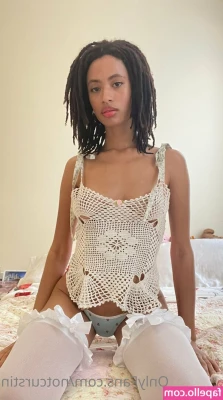 notcurstin - It s your duty to please my booty  Also anything else I say too