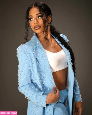 Bianca Belair [ bianca-belair ] - Add my girls account for some of the HOTTEST content  babyyjay78