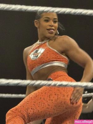 Bianca Belair [ bianca-belair ] - First Cumshot on a Tshirt request. This was very exciting for me.