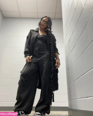 Bianca Belair [ bianca-belair ] - will u let me be your slut tonight daddy? 😘