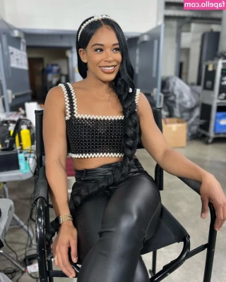 Bianca Belair [ bianca-belair ] - Making myself squirt