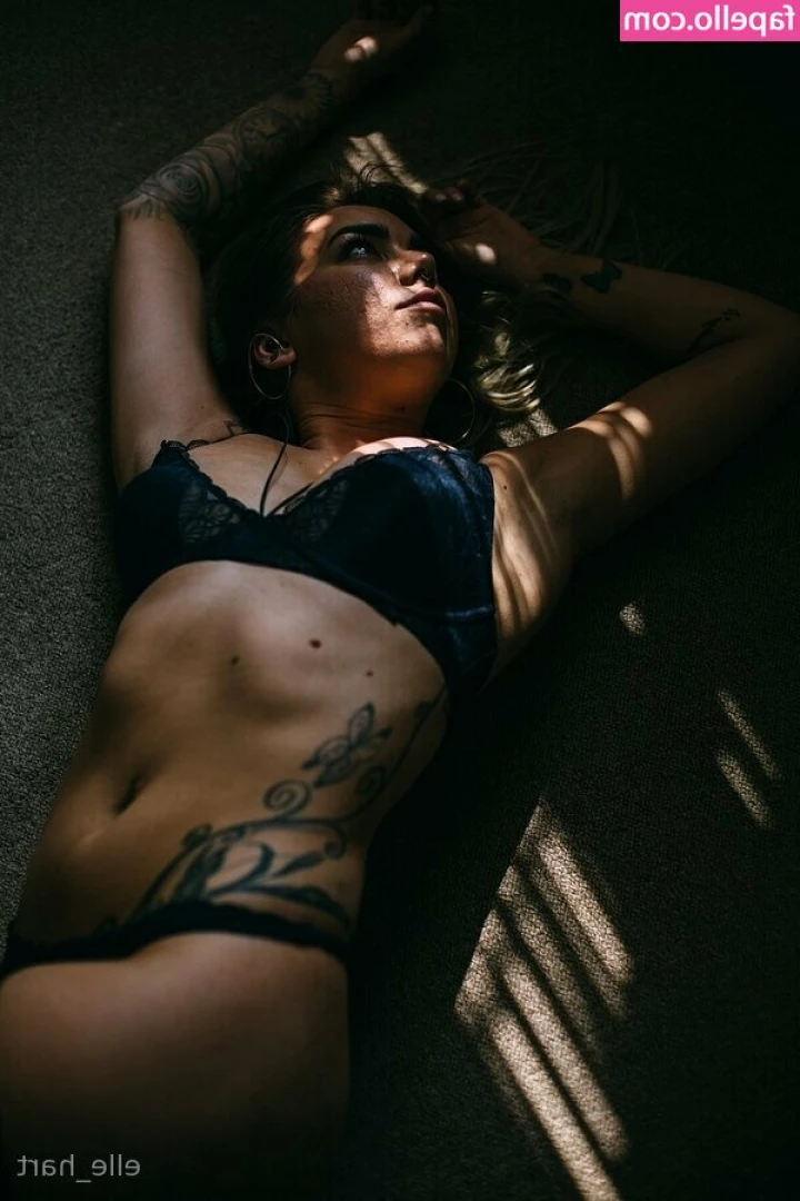 ellehart_free [ ellehart-free ] - Hey baby