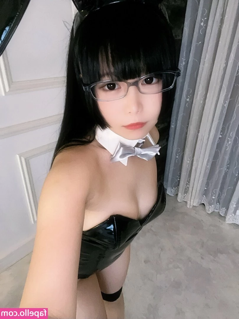 Batan_QxQ [ batan-qxq ] - Can I use my Horny Potion on you