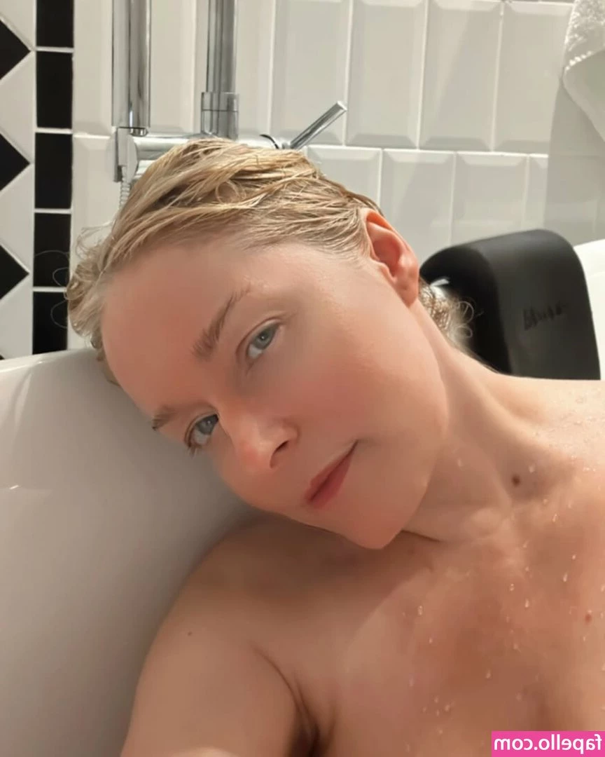Luciana Vendramini [ luciana-vendramini ] - Say Happy Mother s day to your favorite fetish Mommy with a tribute