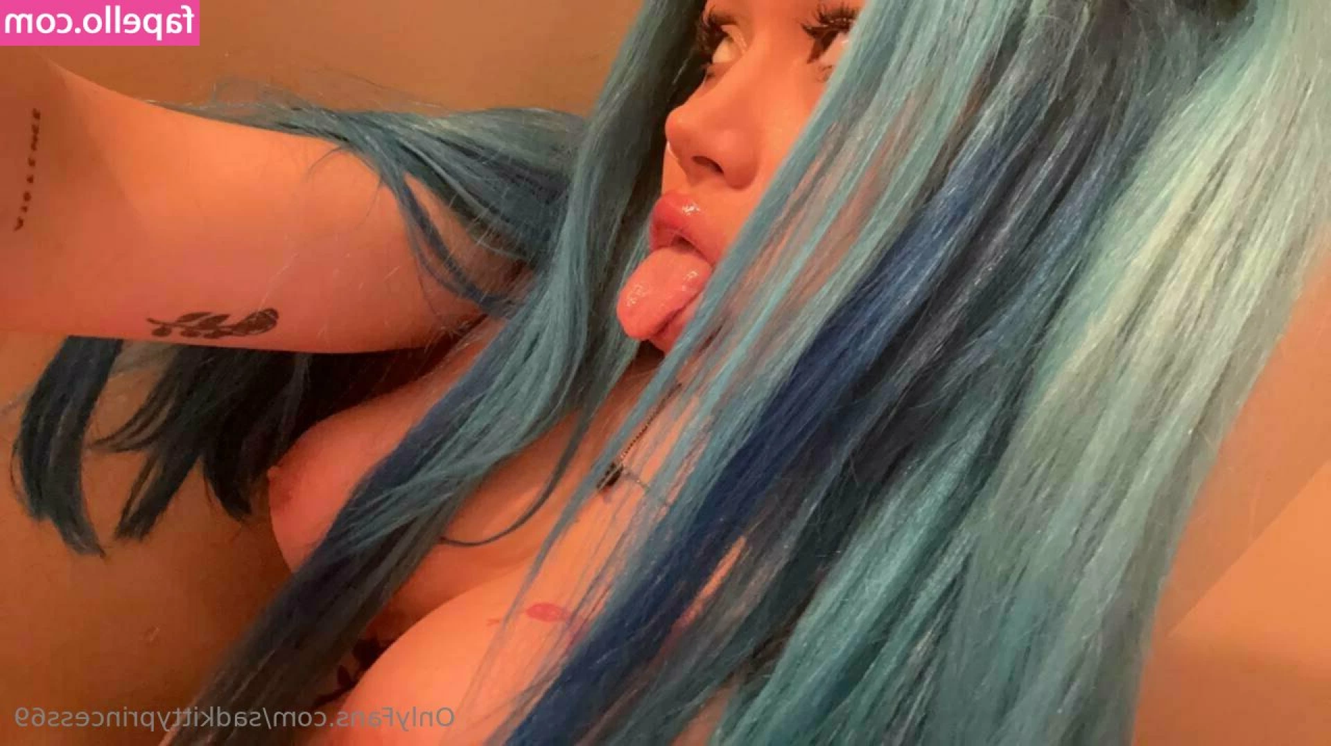sadkittyprincess69 - help me shower ;)