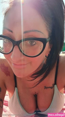 sweetyrabbit - pull down my thong?