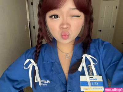 Kelly Le [ kelly-le ] - Look, no panties!