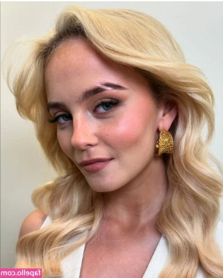 Millie Gibson [ millie-gibson ] - When was the last time you had a naughty dream? I want to know.. so
