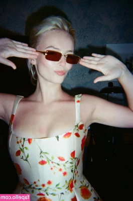 Millie Gibson [ millie-gibson ] - Hey everyone.. I hope you’re all STAYING HOME and STAYING SAFE.