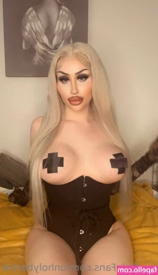 Unholybarbie - searching for you 👀🥰
