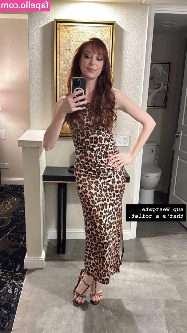 Lisa Foiles [ lisa-foiles ] - Dressing up for a night on the town or just for fun, this evening