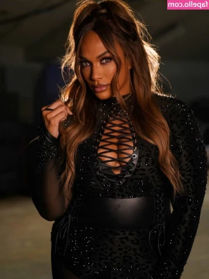 Nia Jax [ nia-jax ] - Sorry my hair is a lil messy was dealing with torrential downpour