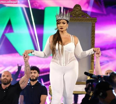 Nia Jax [ nia-jax ] - Throwback it s my trannyversery today mark my 5 year of hormones
